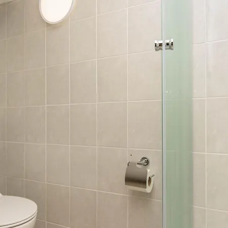 Leonel By Locap Group * Piran