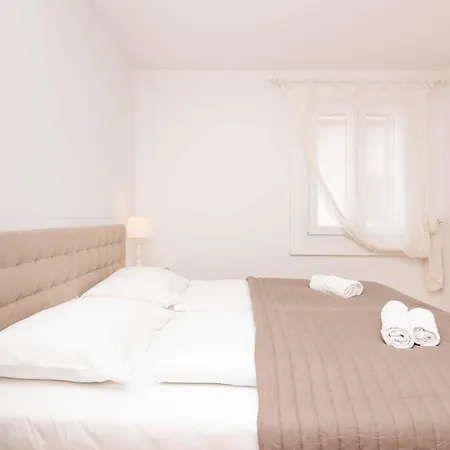 Leonel By Locap Group Apartamento Piran