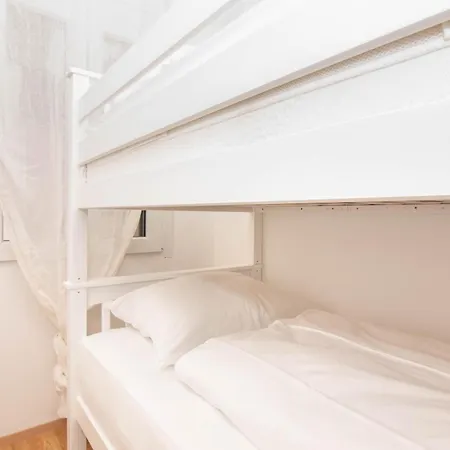 Leonel By Locap Group * Piran