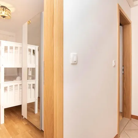 Leonel By Locap Group