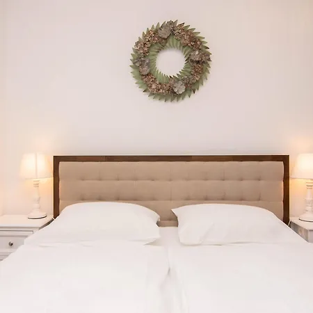 Apartman Leonel By Locap Group