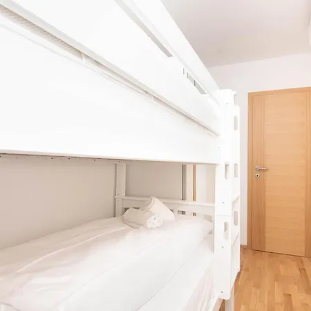 Leonel By Locap Group