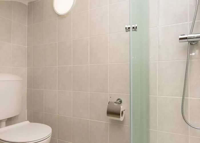 Leonel By Locap Group * פיראן