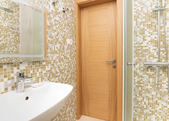 Leonel By Locap Group * פיראן