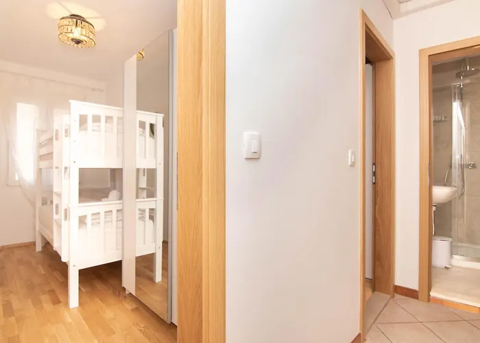 Leonel By Locap Group