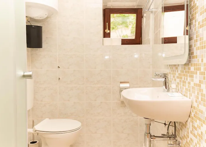 Leonel By Locap Group *